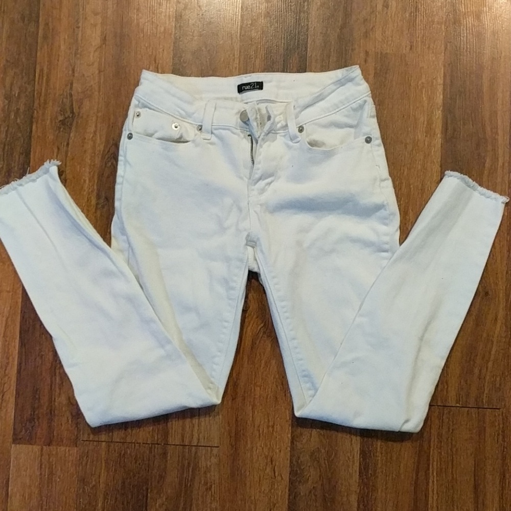 Rue 21 white straight leg jeans